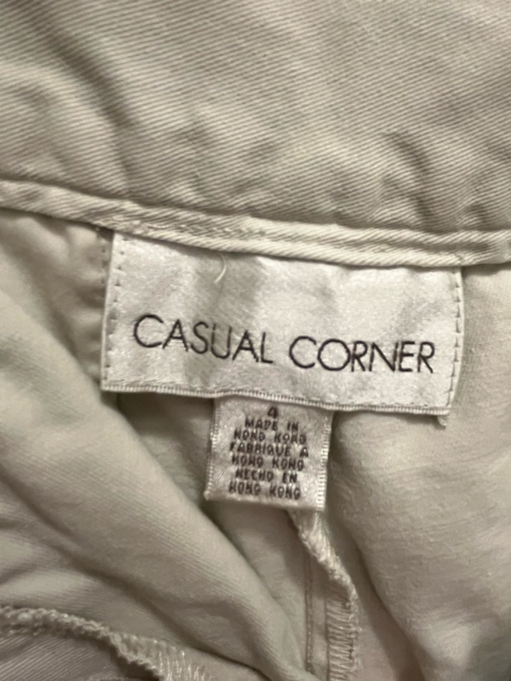 Casual Corner Cream High-Rise Shorts - Picture 4 of 4